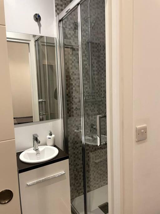2Br And 2Ba In The Zoko Cozy And Convenient Apartment Gibraltar Exterior photo