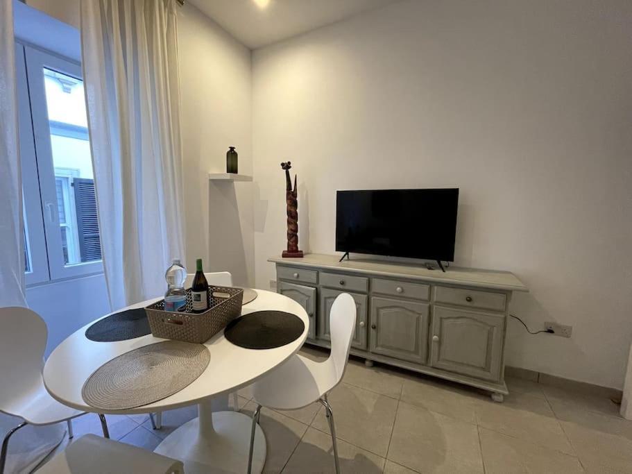 2Br And 2Ba In The Zoko Cozy And Convenient Apartment Gibraltar Exterior photo