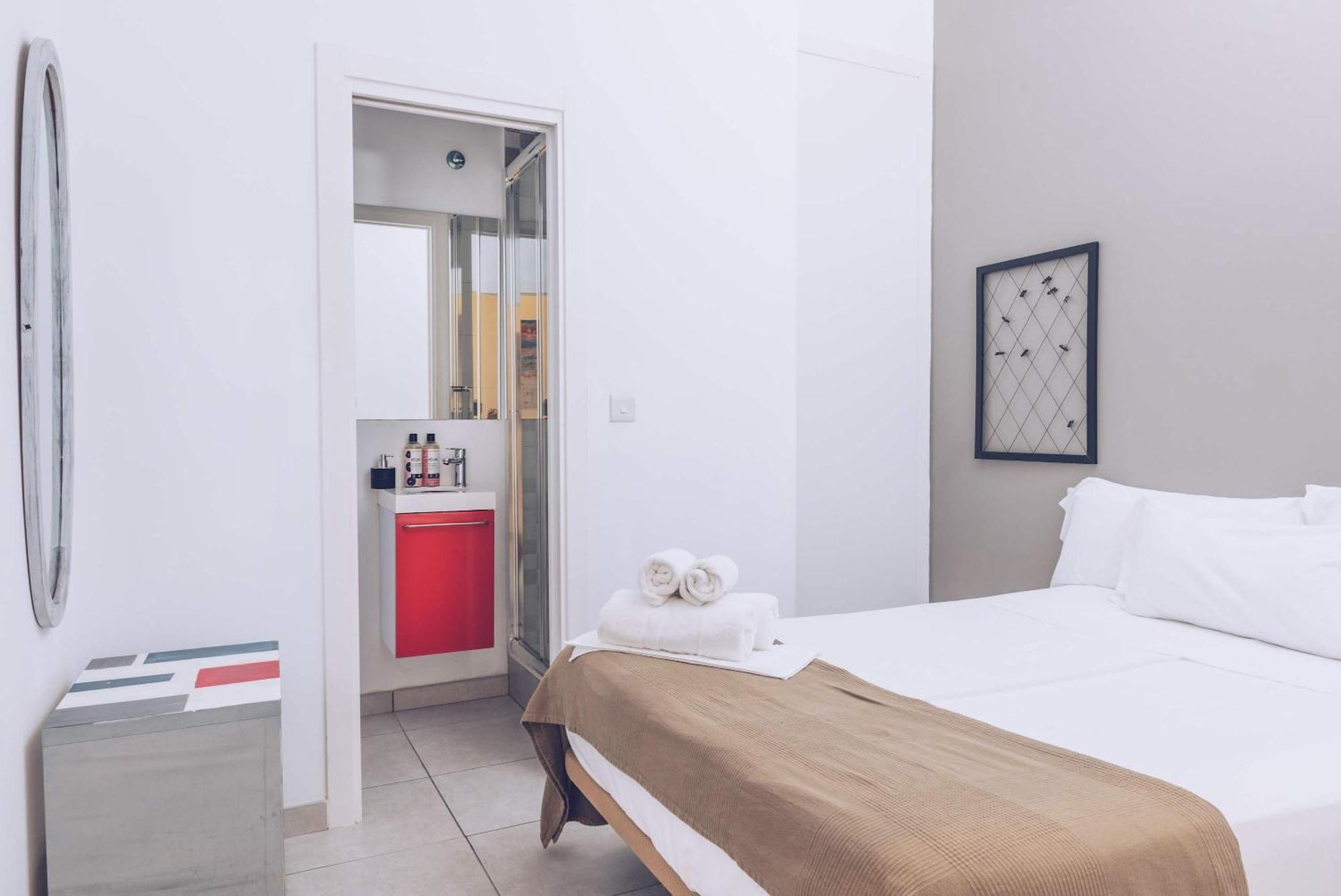 2Br And 2Ba In The Zoko Cozy And Convenient Apartment Gibraltar Exterior photo